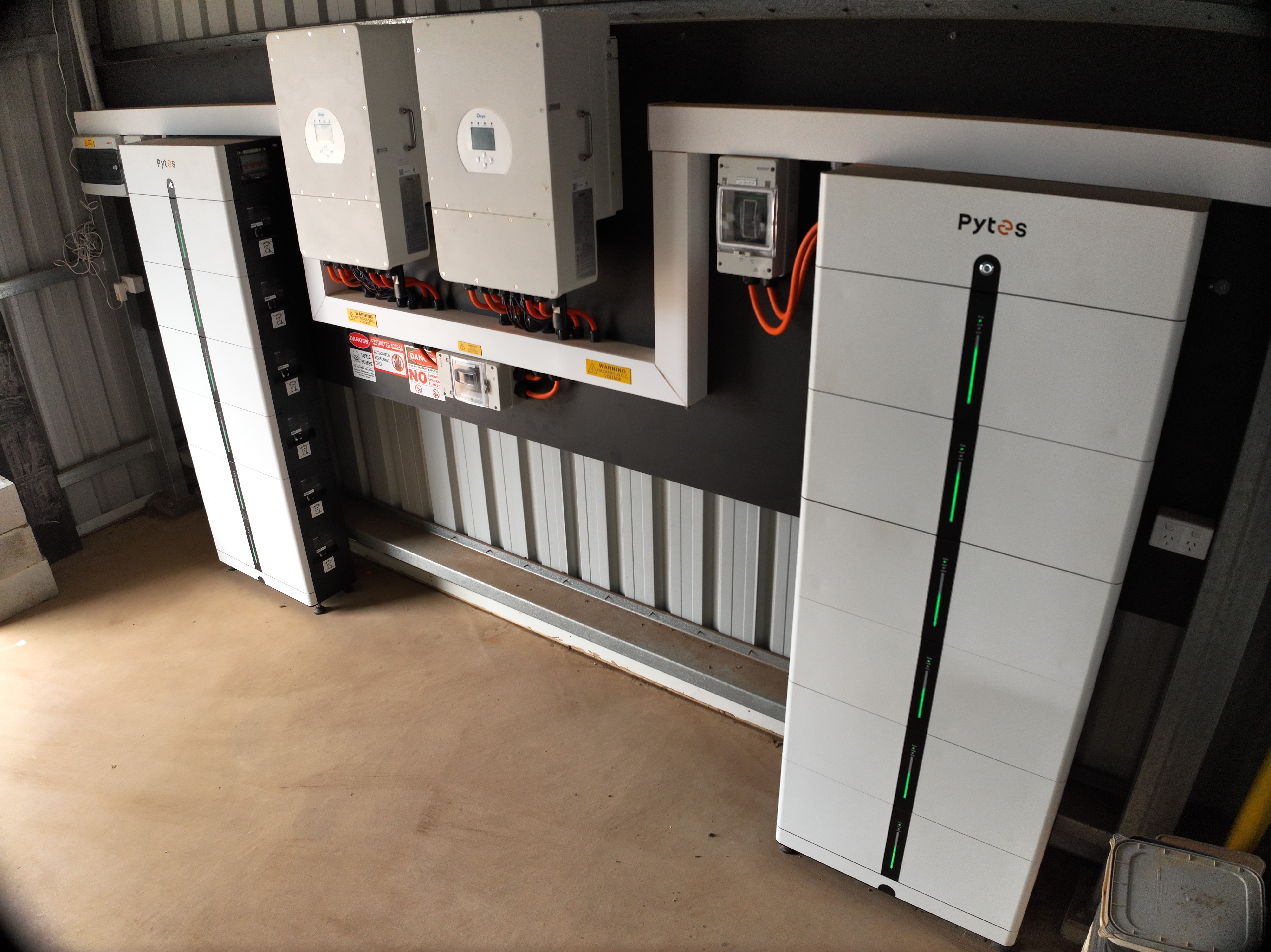 Expanded Pytes battery array